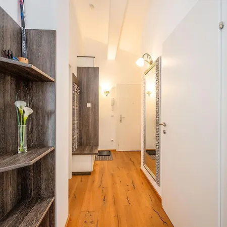 Zielhang365 - By Mynests Apartamento